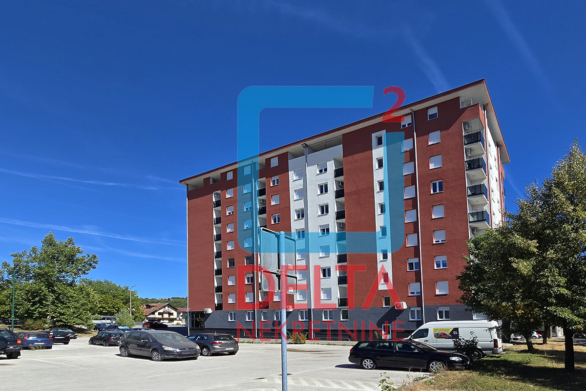 Namješten Penthouse trosoban stan / 91m2 / terasa 30m2 / Dobrinja