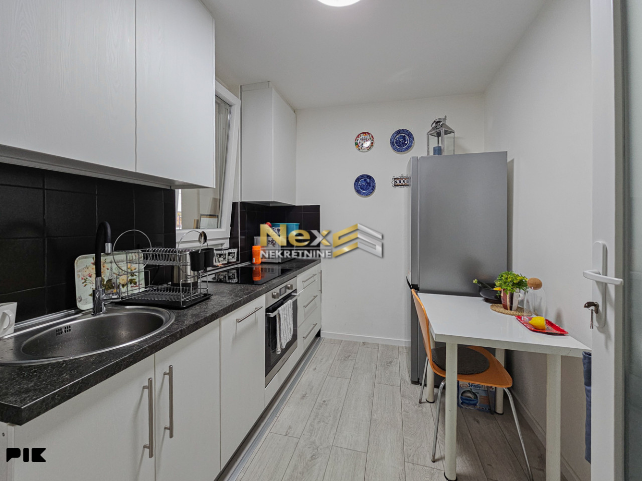 Renoviran trosoban stan Donje Ciglane/Centar 82,55 m2 11