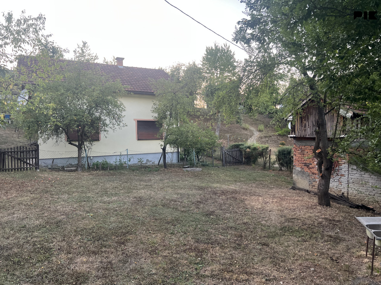 Prodajem kucu