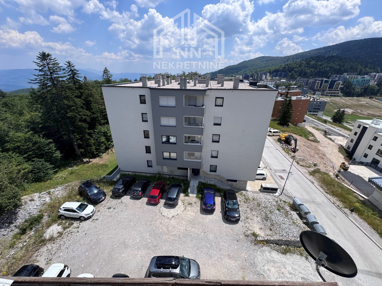 NN Nekretnine : Četverosoban stan - Bjelašnica 5