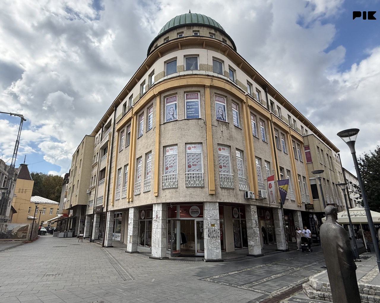 Poslovni prostor - 354 m2 - centar Korzo 5