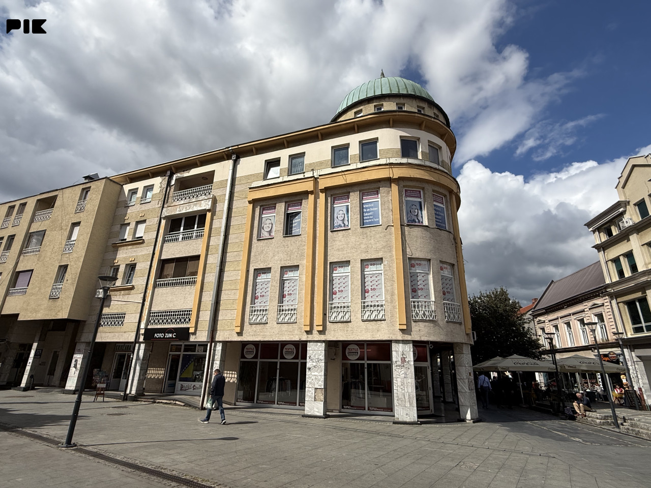 Poslovni prostor - 354 m2 - centar Korzo 4