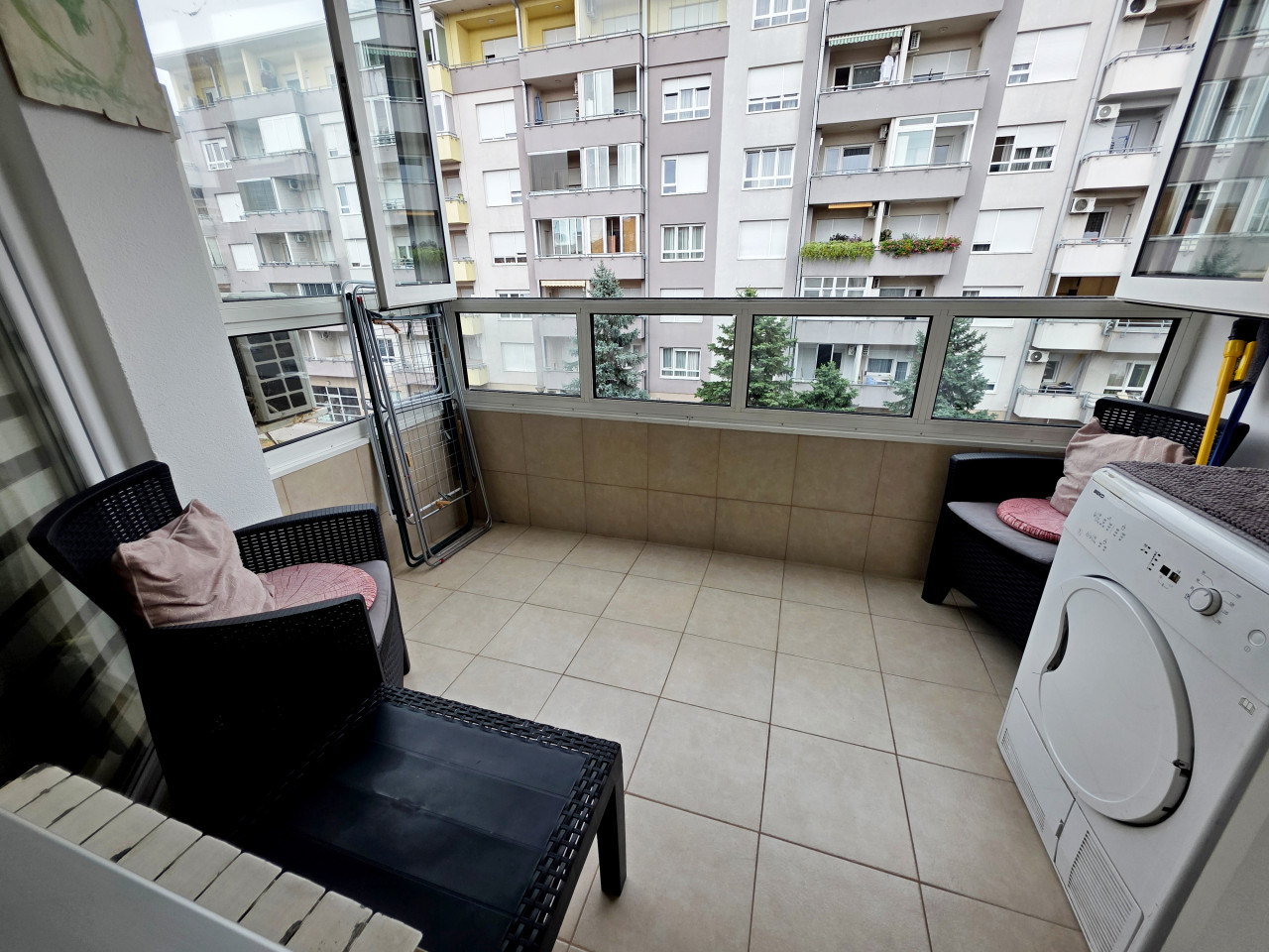 EKSKLUZIVNA PRODAJA|NOVA VAROŠ- JOVANA DUČIĆA| 90m2| OPREMLJEN 15