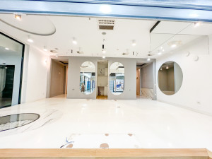 Commercial space 76m2 Hrasno TC Robot photo 4