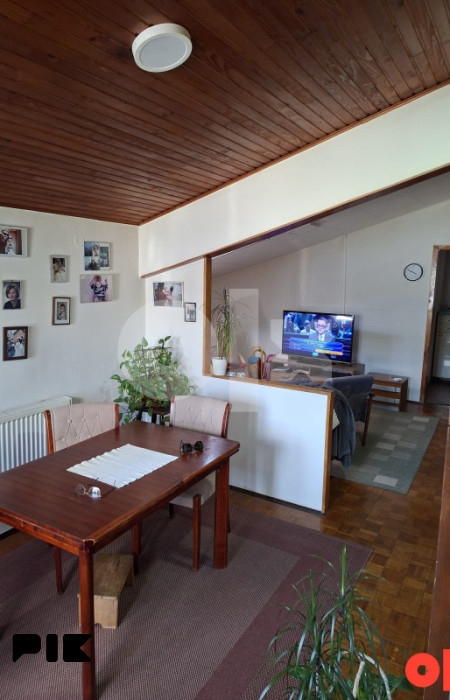 Stanovi i apartmani Zenica 57m2