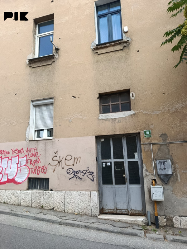 Trosoban stan Sarajevo - Centar Marijin Dvor stan sa baštom 2