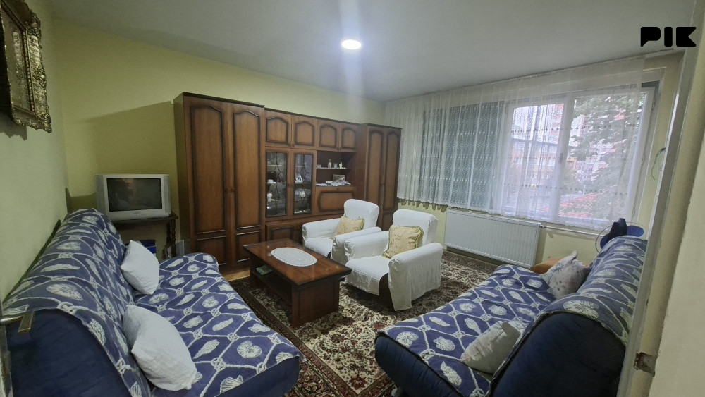 Izdajem jednosoban stan 37m2