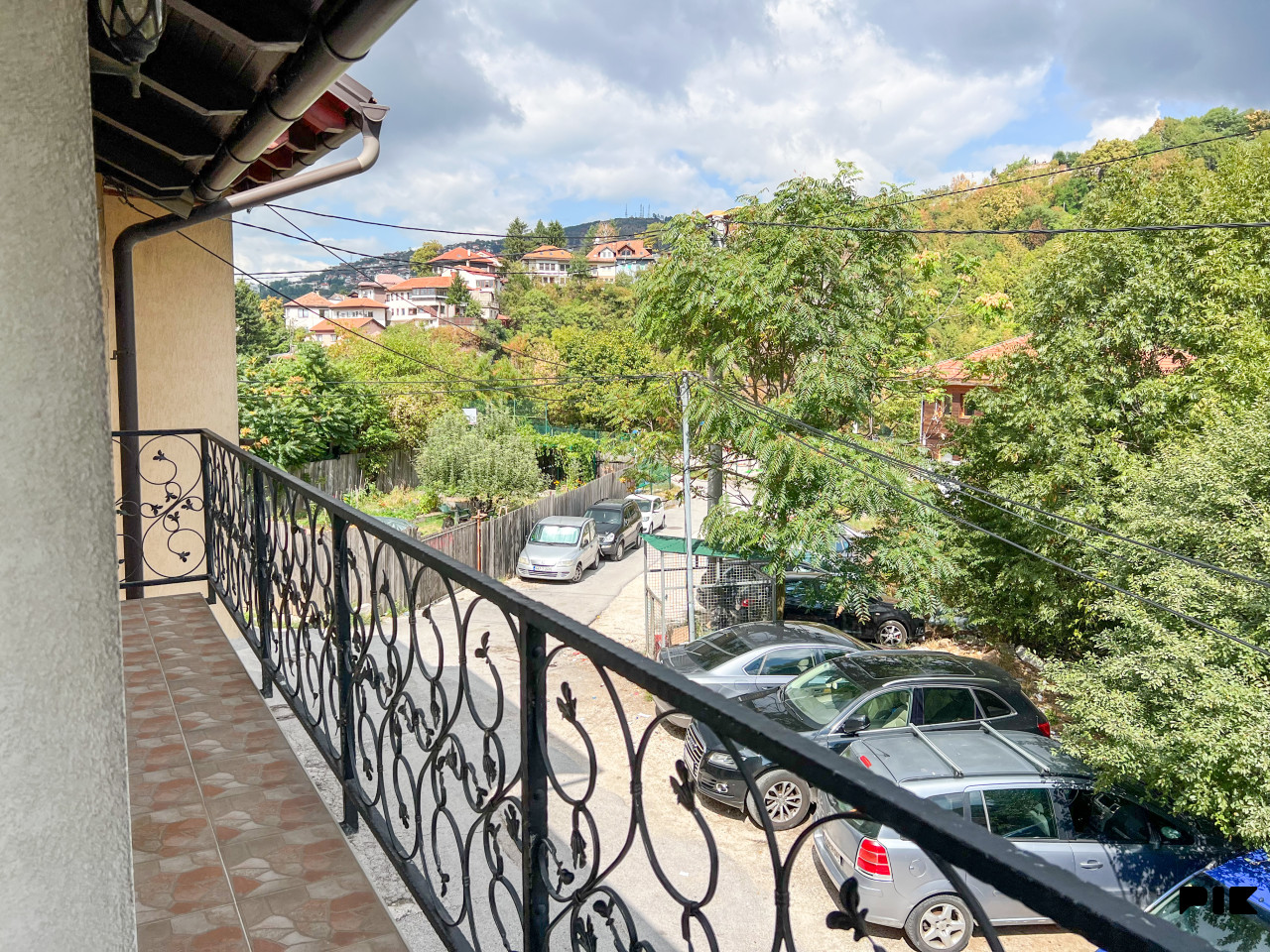 Kuća na 3 etaže 280m2 Alifakovac Stari Grad 7