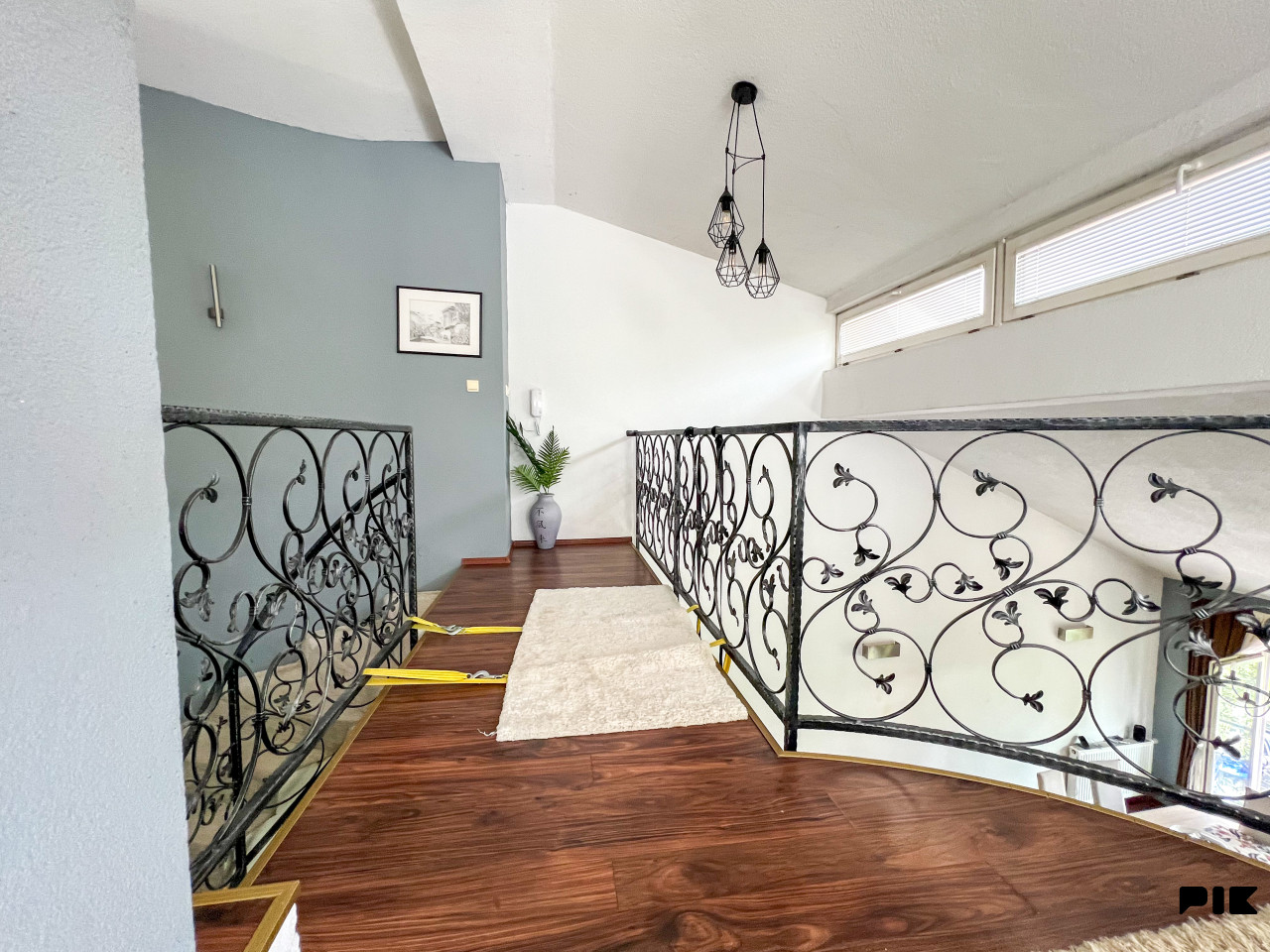 Kuća na 3 etaže 280m2 Alifakovac Stari Grad 12