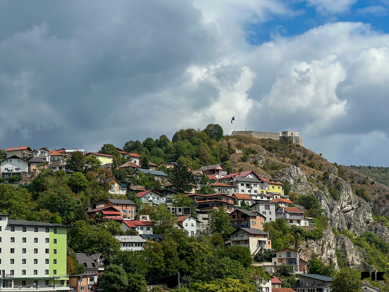Kuća na 3 etaže 280m2 Alifakovac Stari Grad 16