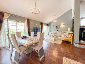 Kuća na 3 etaže 280m2 Alifakovac Stari Grad photo 5