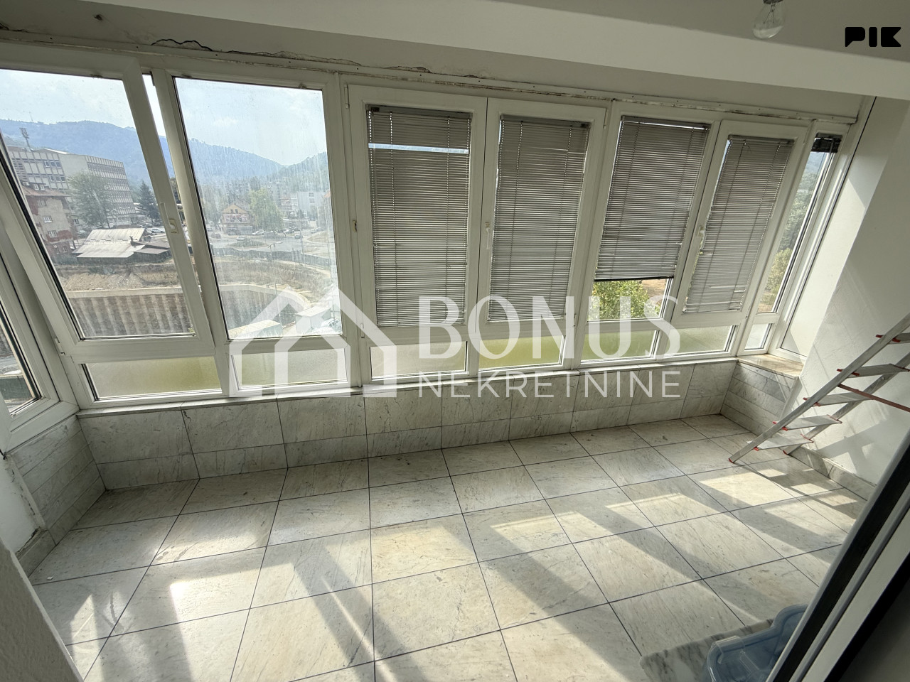 Dvoetažni četverosoban stan 125 m2 - centar - Zenica 18