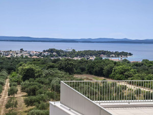 NN Nekretnine : Luksuzan stan sa pogledom na more - Zadar photo 4