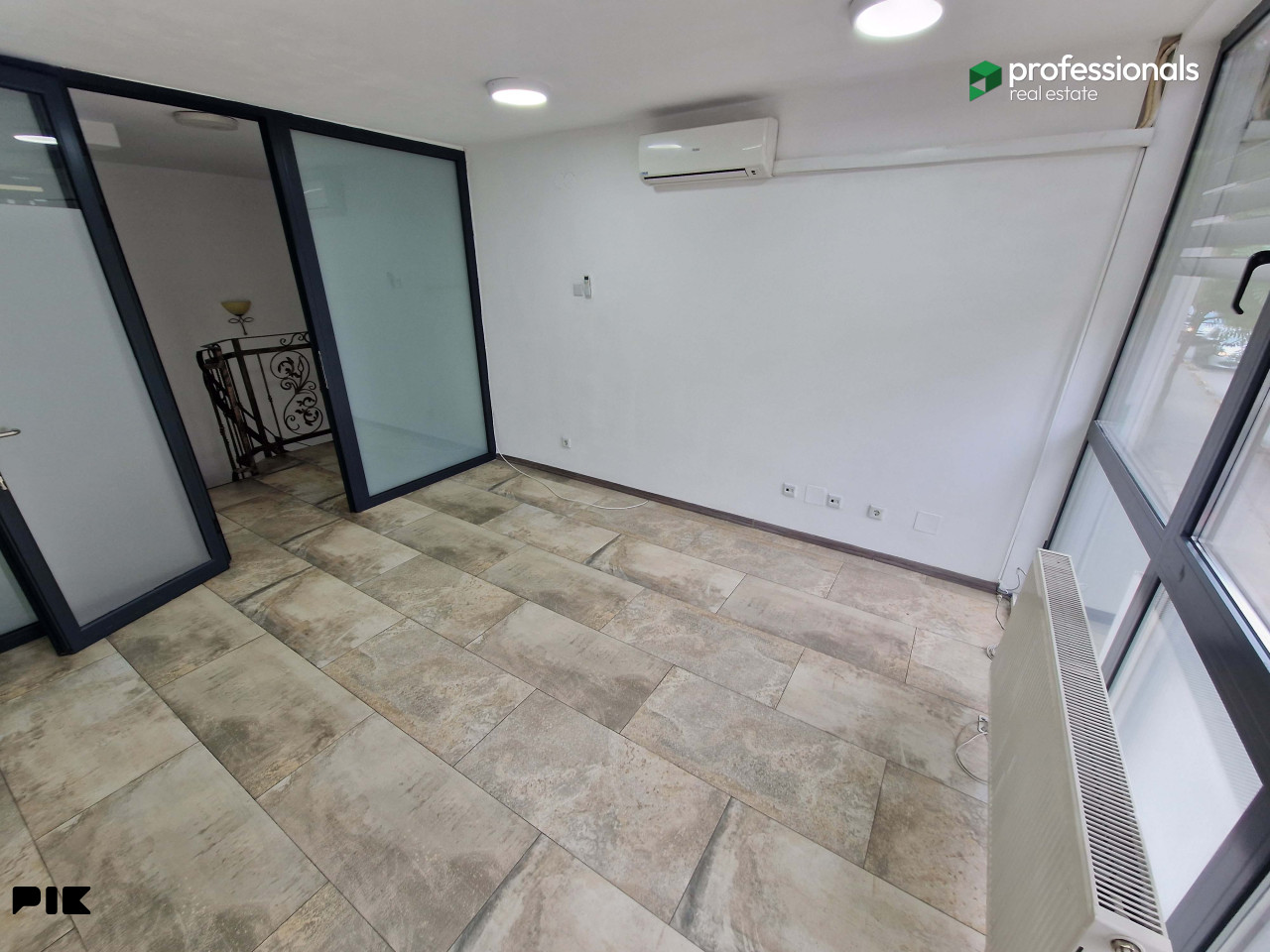 Poslovni prostor kancelarija Čengić Vila Novo Sarajevo 16 m2 5