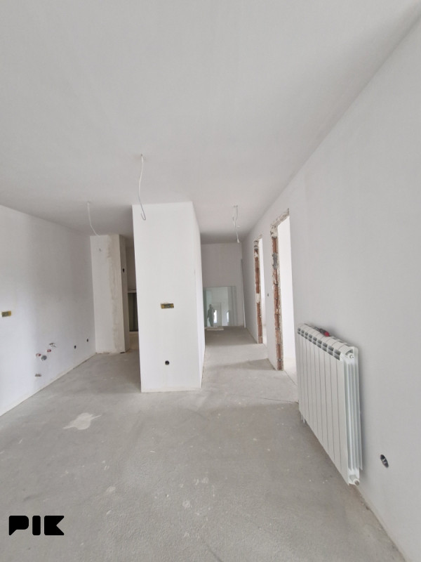 Stan Istočno Sarajevo 121m2 12