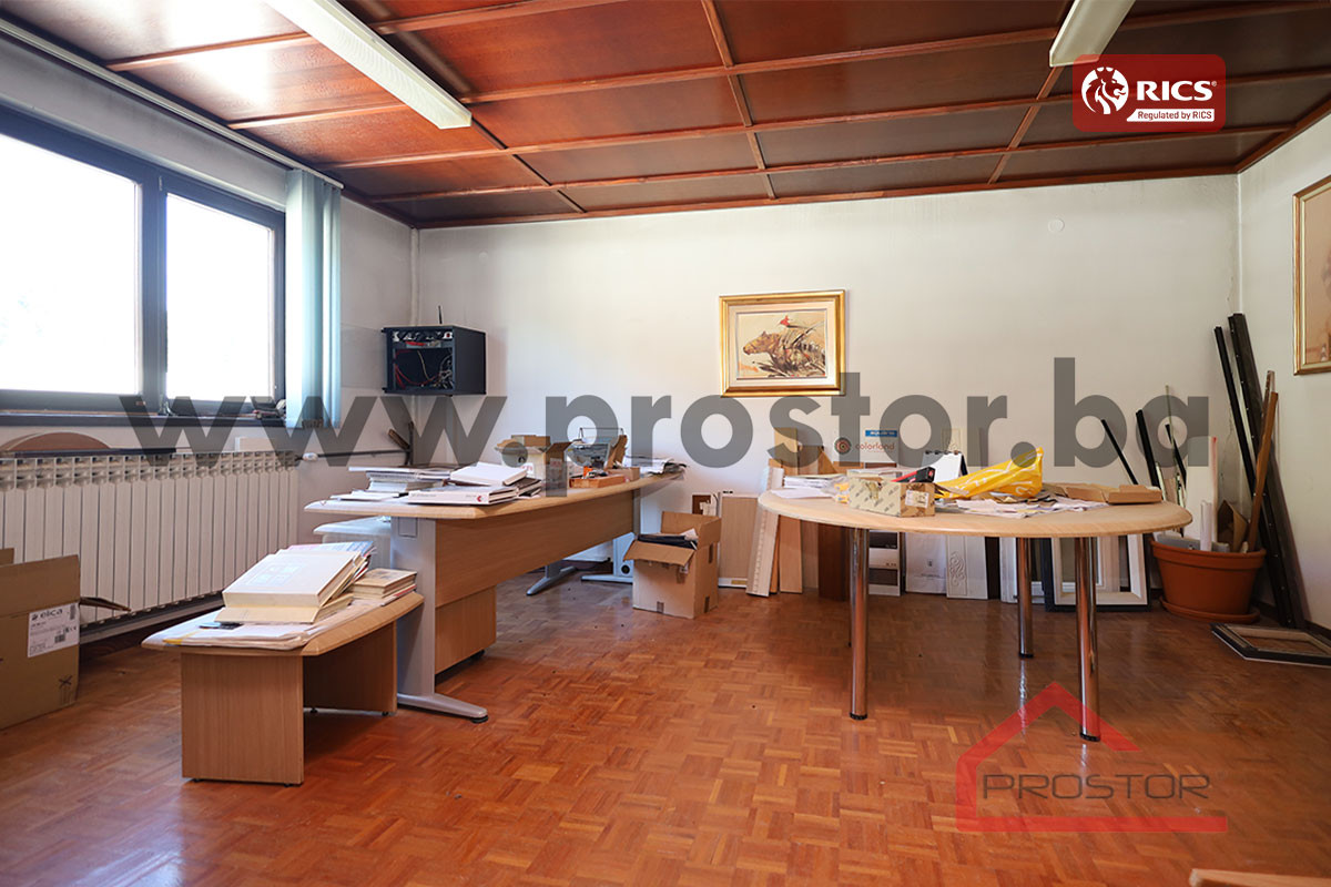 PROSTOR izdaje: Hala, 700m2, Lukavica 6