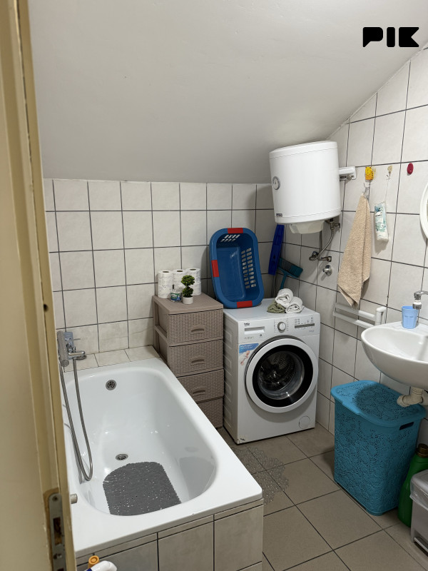 Prodaja Stan Zvornik 84m2 12