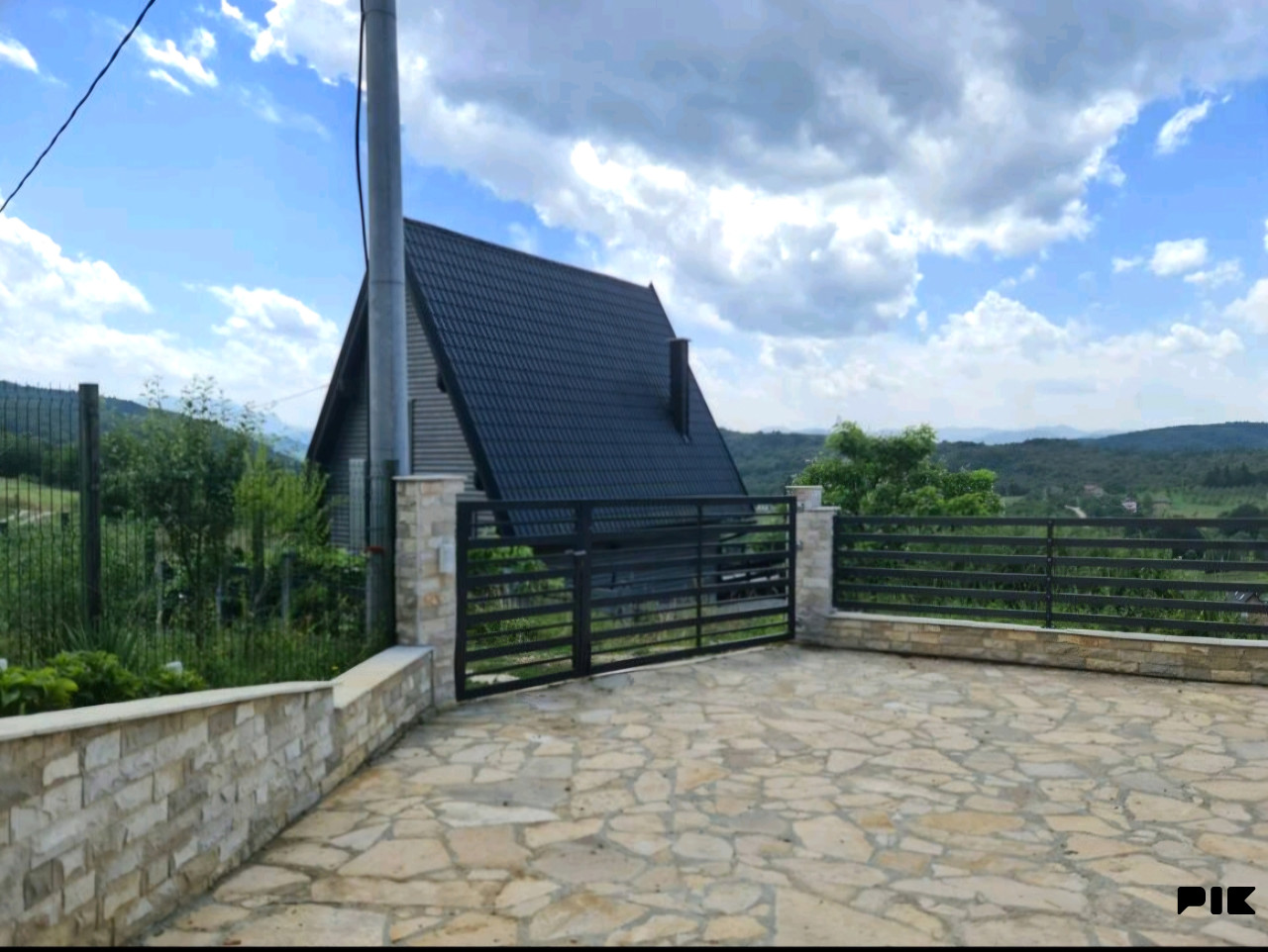 Imanje sa vikendicom, bazenom... Zenik (Ilidza, Sarajevo) 12