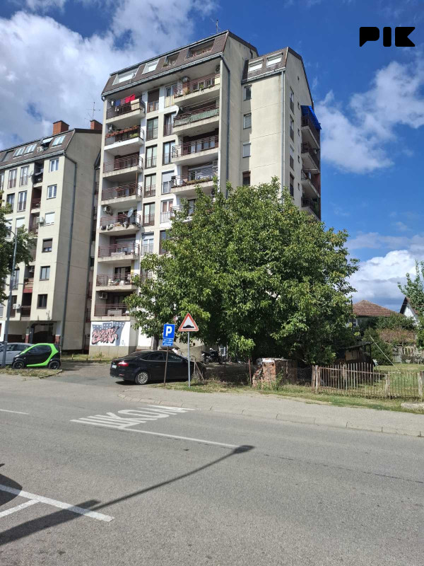 Stan Gradiška 44m2