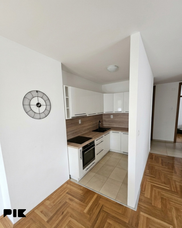 Stan/apartman Banja Luka 4