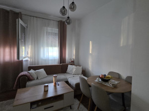 Stanovi i apartmani Banja Luka 35m2 photo 2