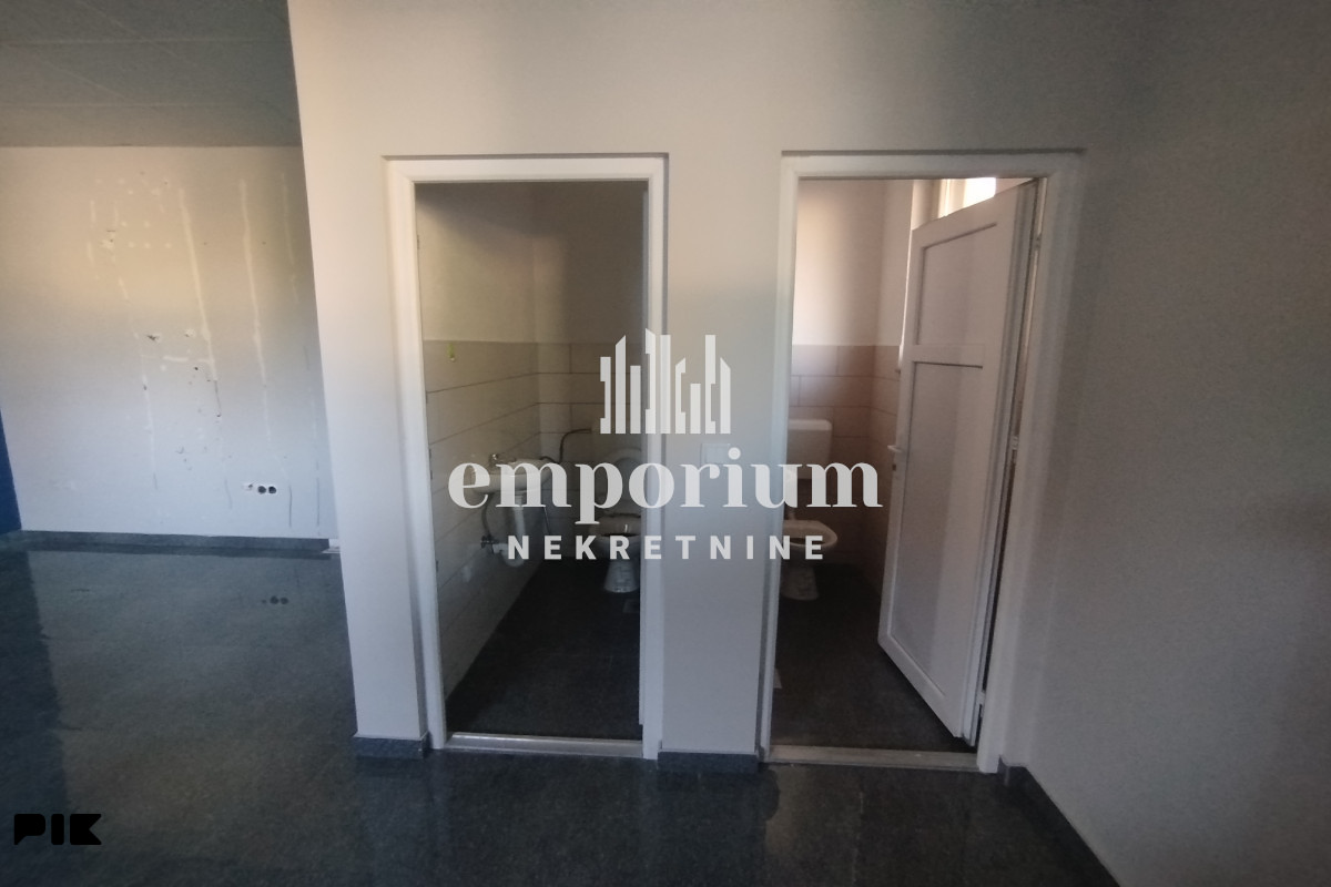 Poslovni prostor 120m2 u prizemlju ID:228/IP 8