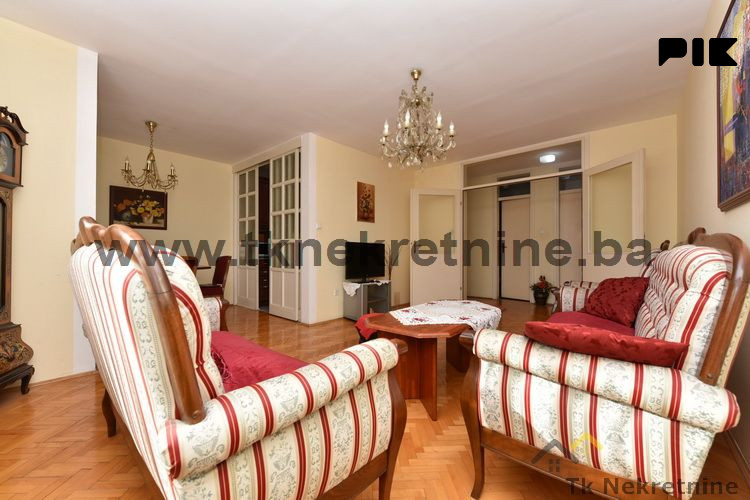 STROGI CENTAR GRADA! Odličan trosoban stan površine 76,30 m2 2