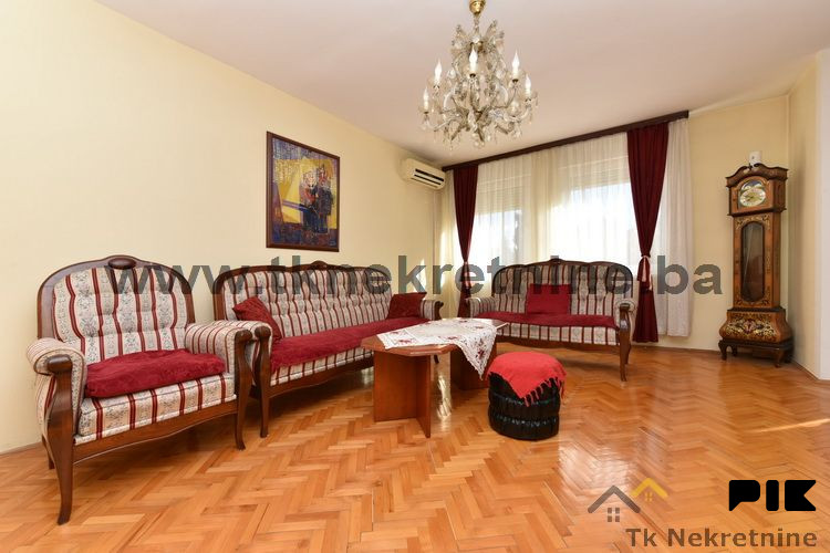 STROGI CENTAR GRADA! Odličan trosoban stan površine 76,30 m2 4