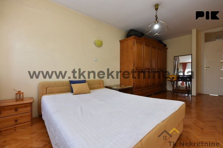 STROGI CENTAR GRADA! Odličan trosoban stan površine 76,30 m2 13