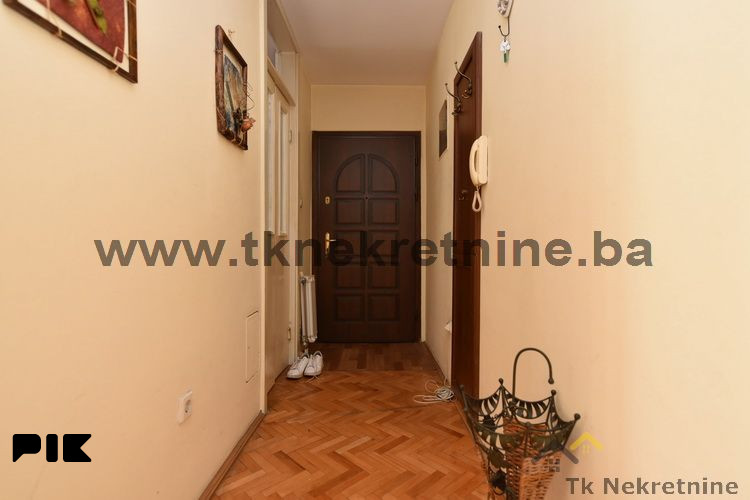 STROGI CENTAR GRADA! Odličan trosoban stan površine 76,30 m2 17