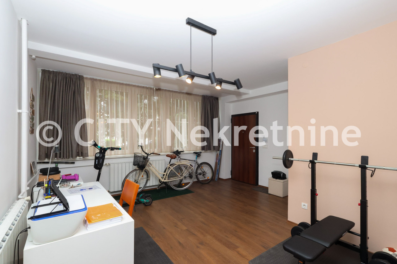 Dvosoban adaptiran stan - Novo Sarajevo - Grbavica 1 - 81 m2 16
