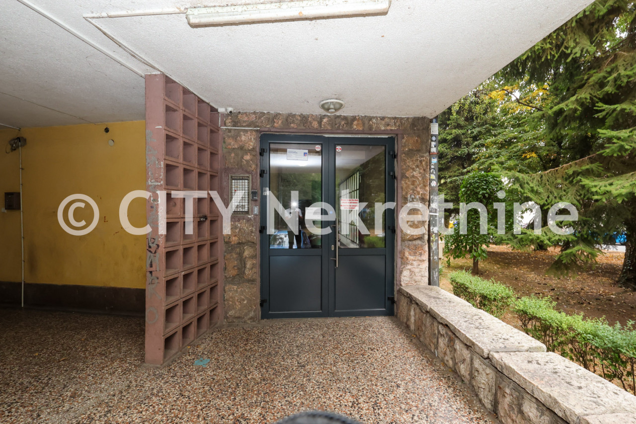 Dvosoban adaptiran stan - Novo Sarajevo - Grbavica 1 - 81 m2 20