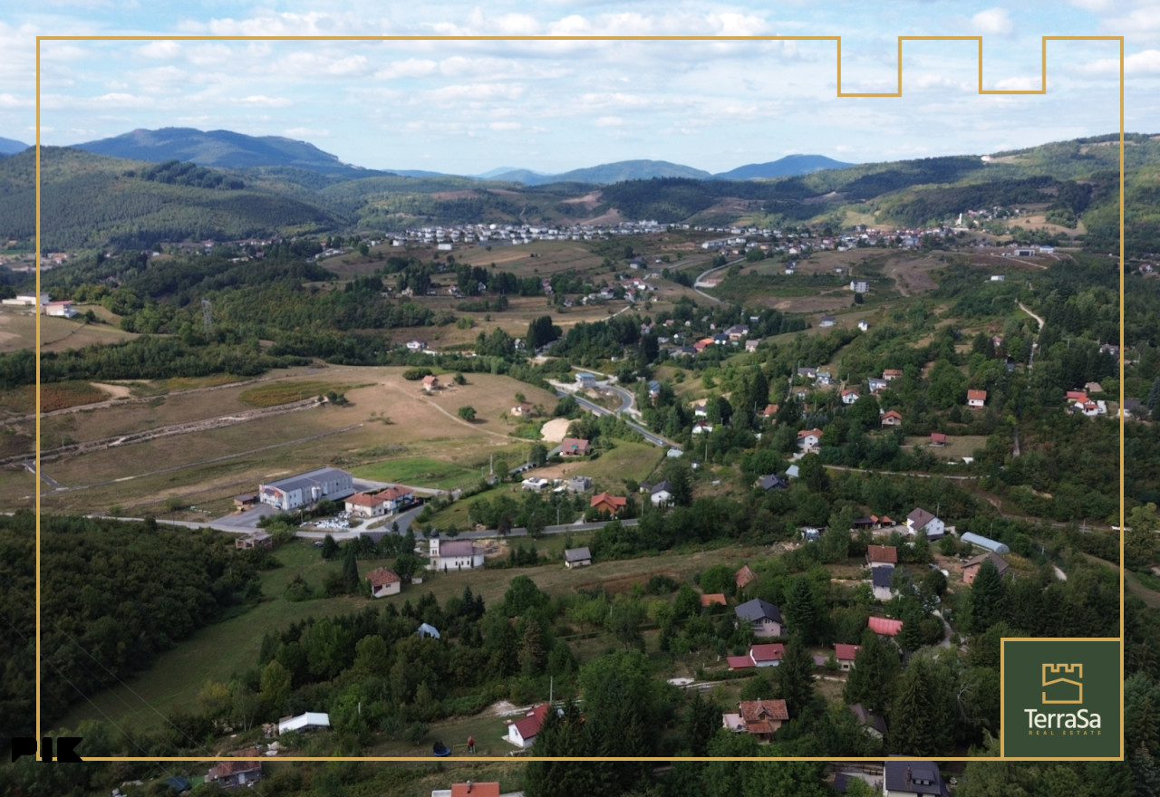 Grahđevinsko zemljišta  5873 m2/ Kazina Bara/ Pazarić/ Hadžići 13