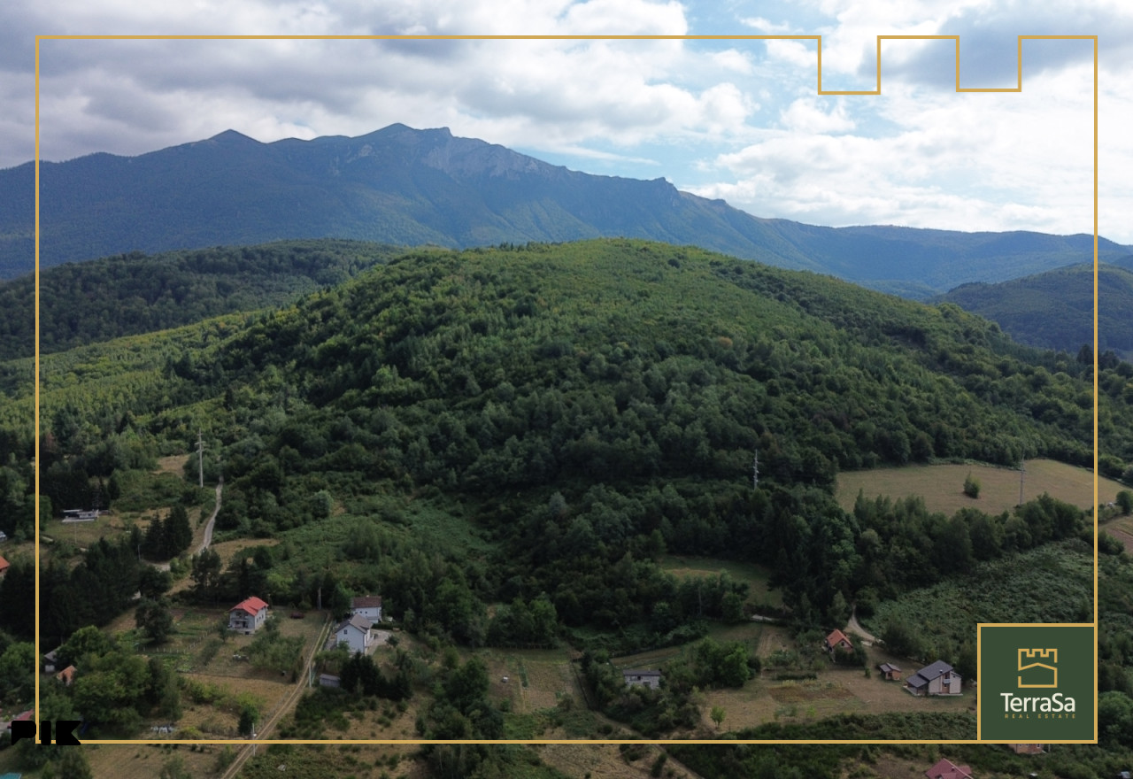 Grahđevinsko zemljišta  5873 m2/ Kazina Bara/ Pazarić/ Hadžići 14