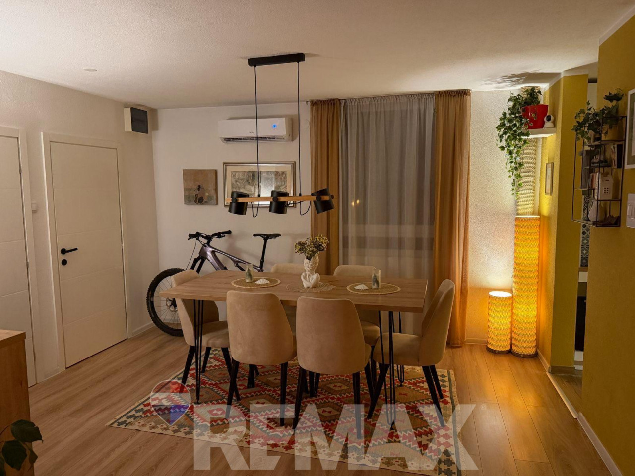 Trosoban stan | 76 m2 | Centar | Renoviran | Namješten 5