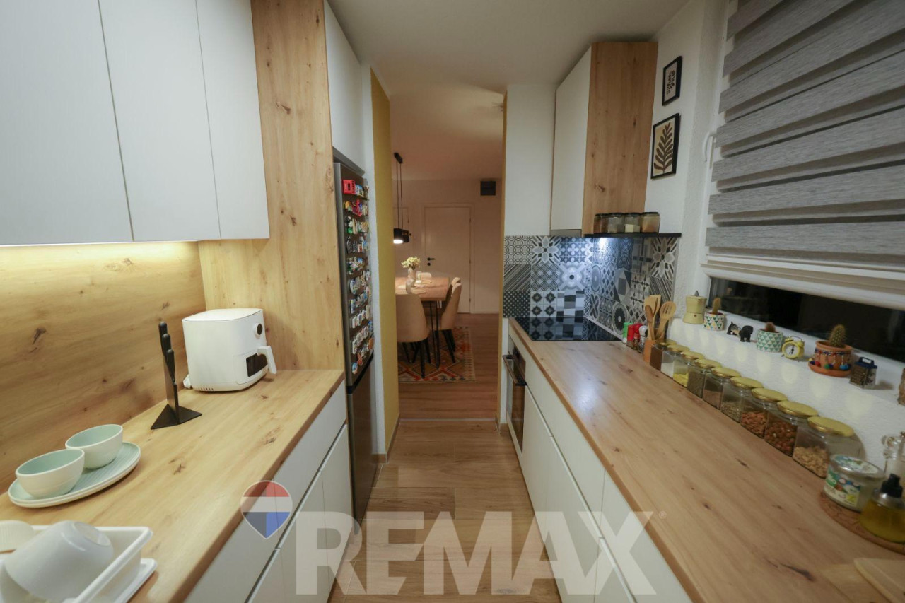 Trosoban stan | 76 m2 | Centar | Renoviran | Namješten 9