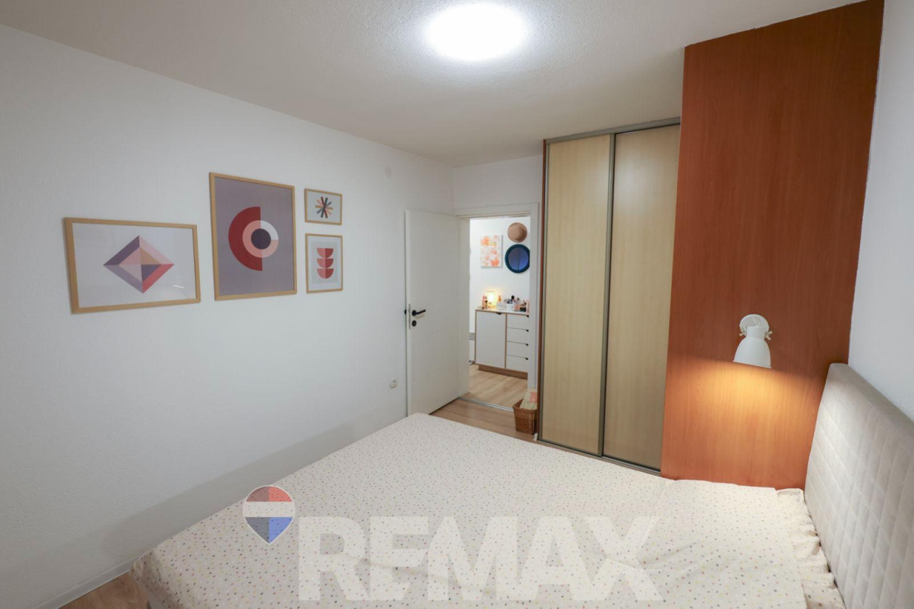 Trosoban stan | 76 m2 | Centar | Renoviran | Namješten 12