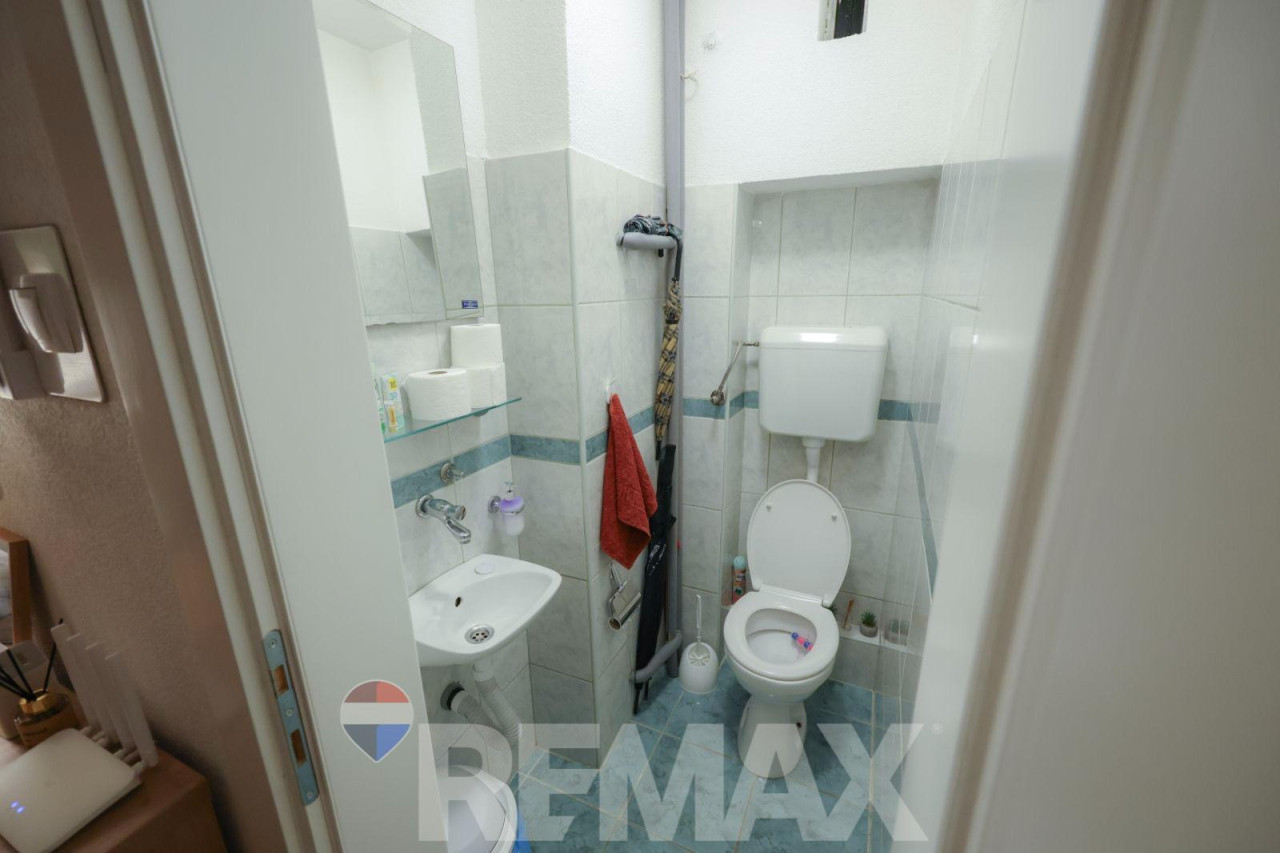 Trosoban stan | 76 m2 | Centar | Renoviran | Namješten 16