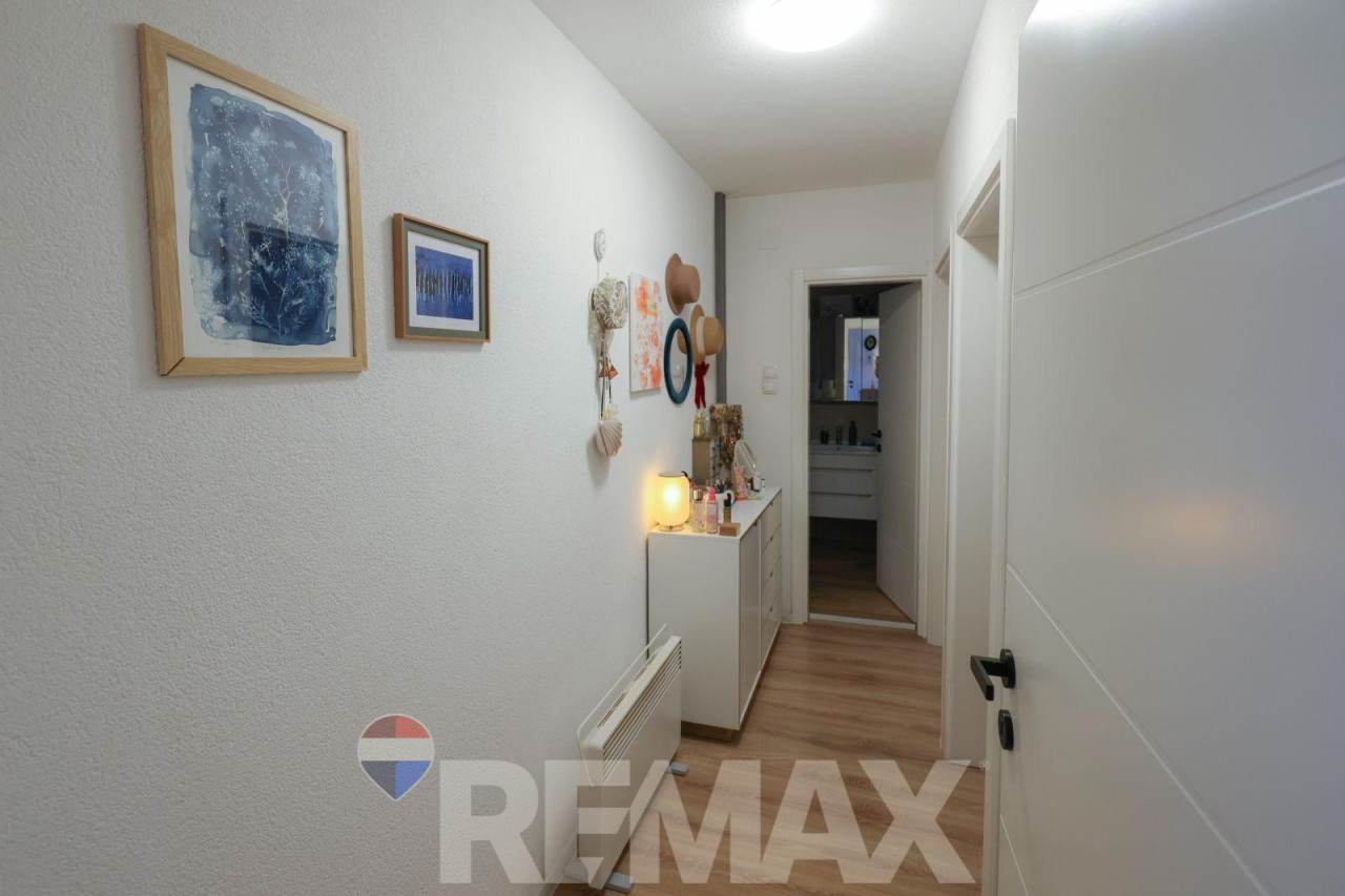 Trosoban stan | 76 m2 | Centar | Renoviran | Namješten 19