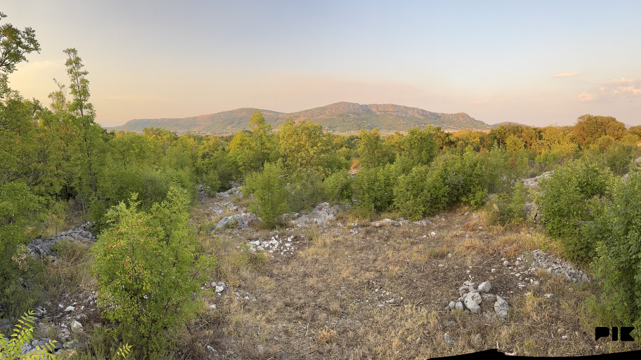 Zemljište Humac, Ljubuški - 1.960 m2 - 153 KM/m2 3