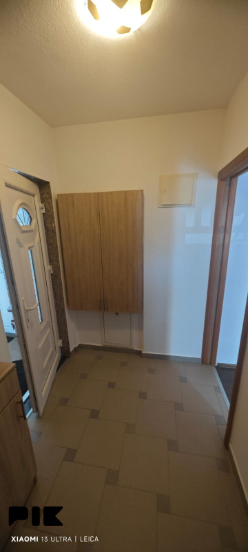 Stan Tešanj zvati na 061 766 786 6