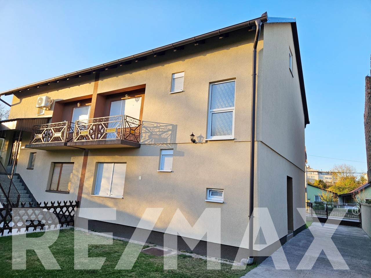 Renovirana kuća 140m2 u centru | Brod 6
