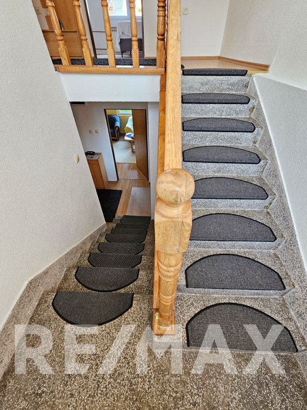 Renovirana kuća 140m2 u centru | Brod 21