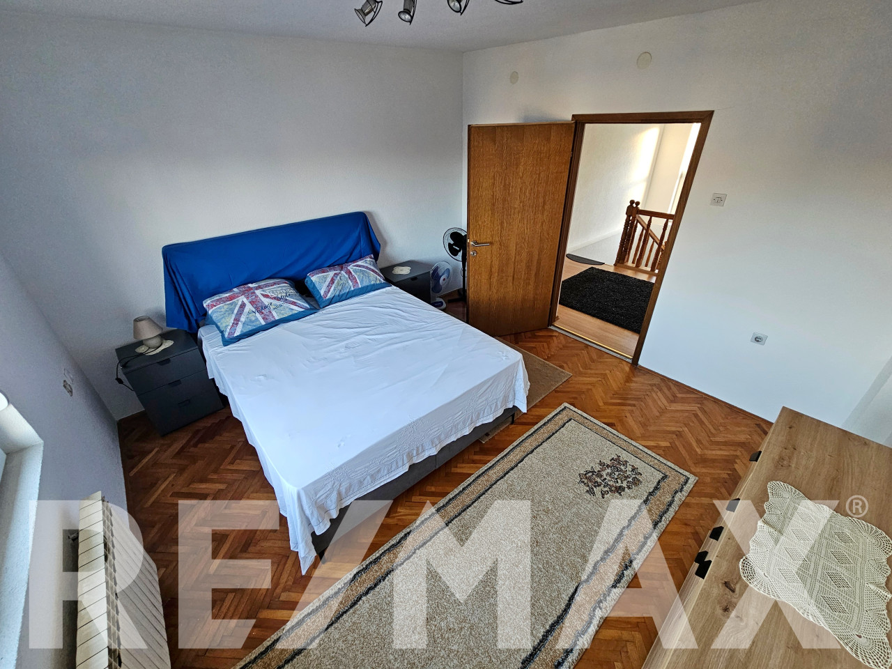 Renovirana kuća 140m2 u centru | Brod 25