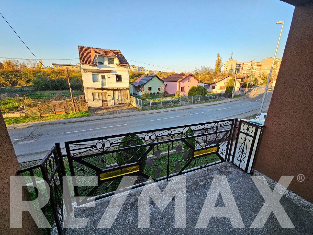 Renovirana kuća 140m2 u centru | Brod 30