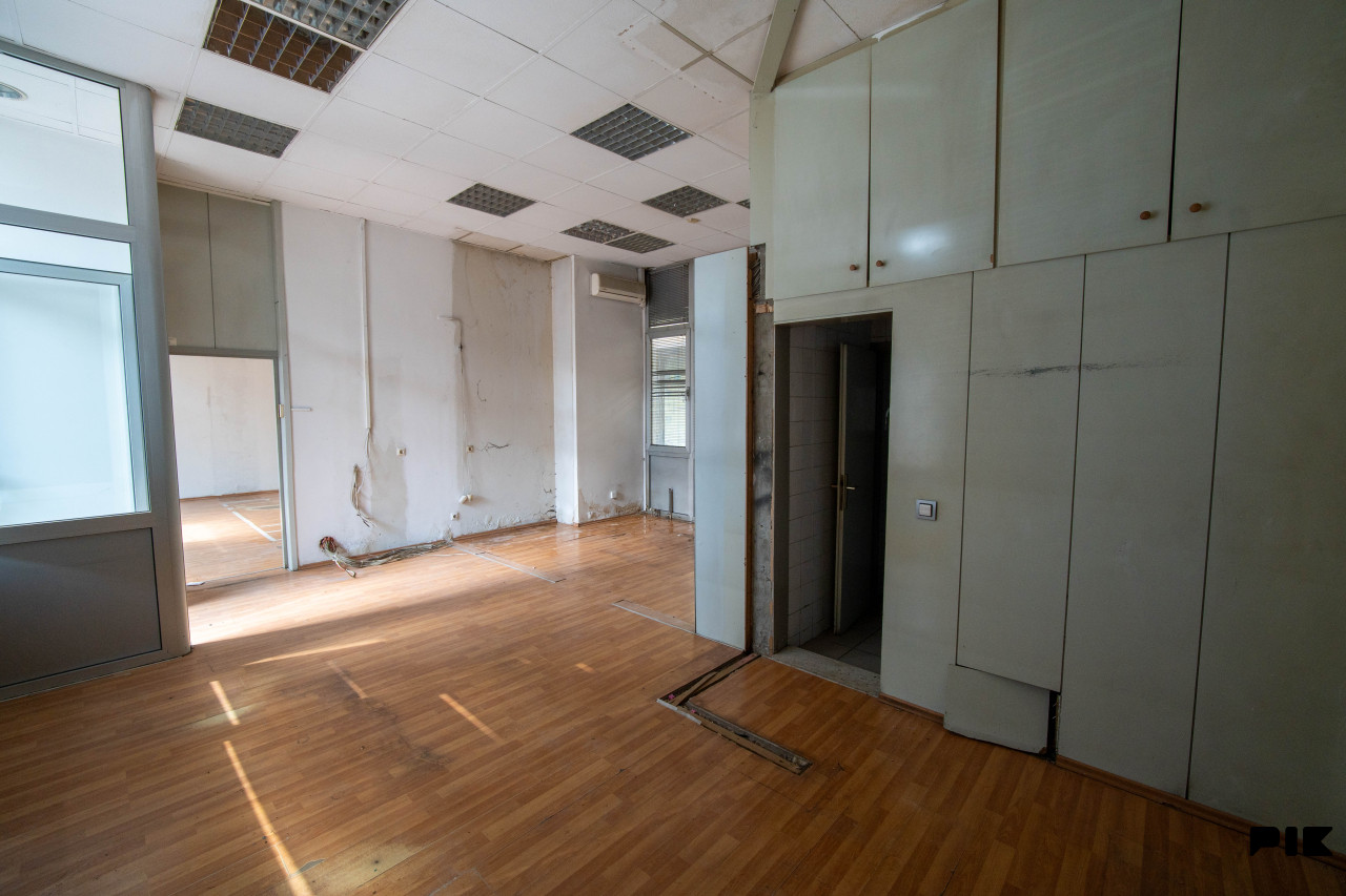 PROPERTIZE | PRODAJA | Poslovni prostor 65 m2 | Ciglane, Centar 2