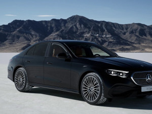 Mercedes-Benz E 220d 4MATIC AMG line