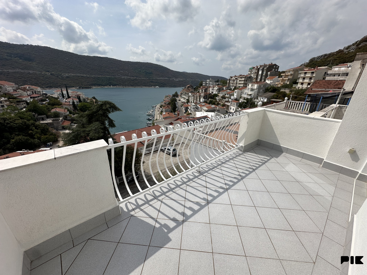 TOP PONUDA! Kuca Neum sa 2/3 odvojena apartmana 2