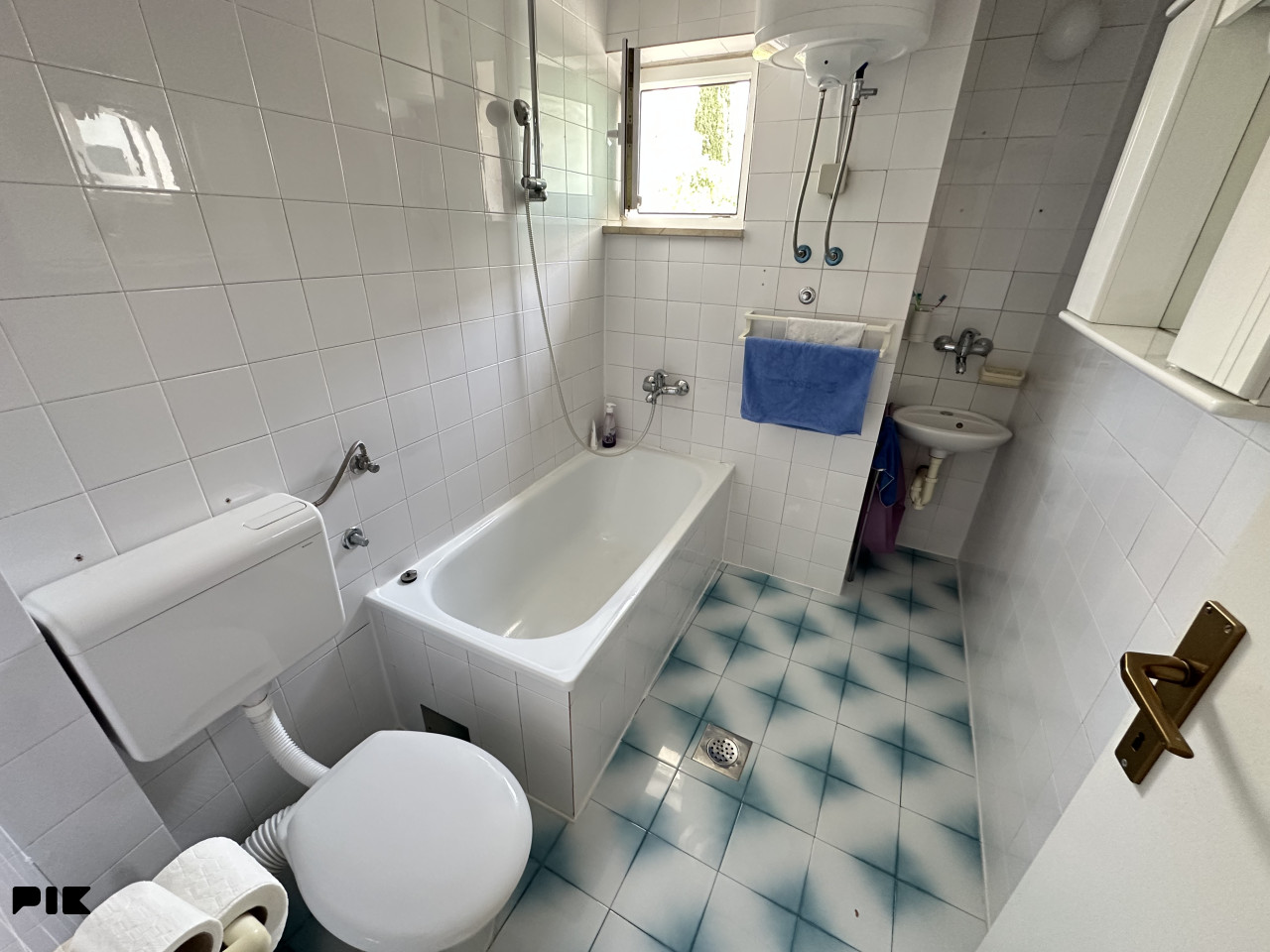 TOP PONUDA! Kuca Neum sa 2/3 odvojena apartmana 8