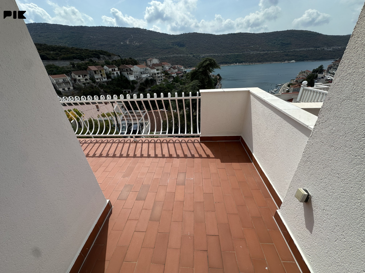 TOP PONUDA! Kuca Neum sa 2/3 odvojena apartmana 13